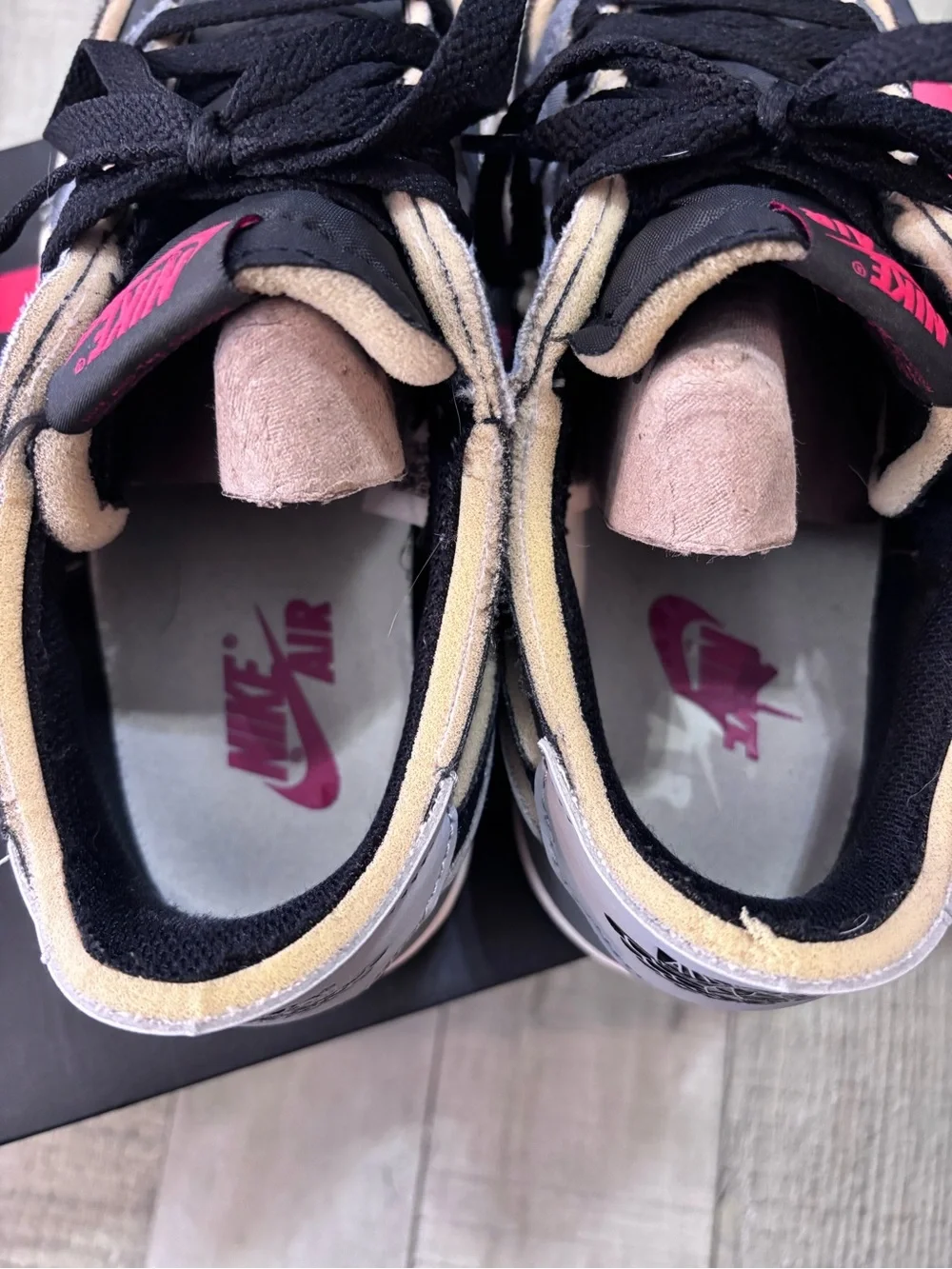 Air Jordan 1 Retro Low OG Ex ‘Dark Smoke Grey’